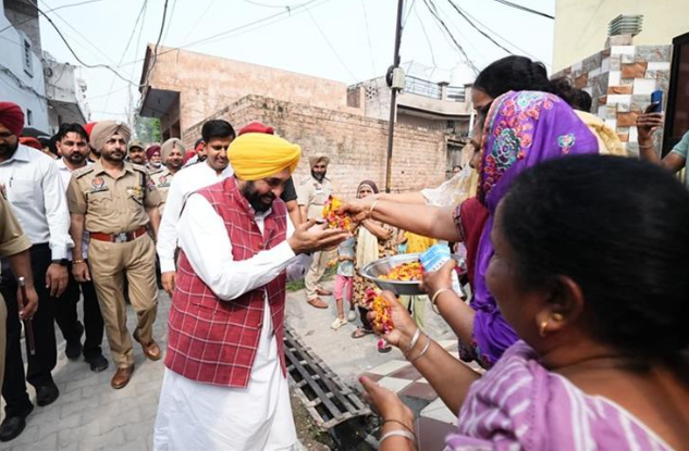 2027 चुनाव से पहले AAP का घर-घर अभियान