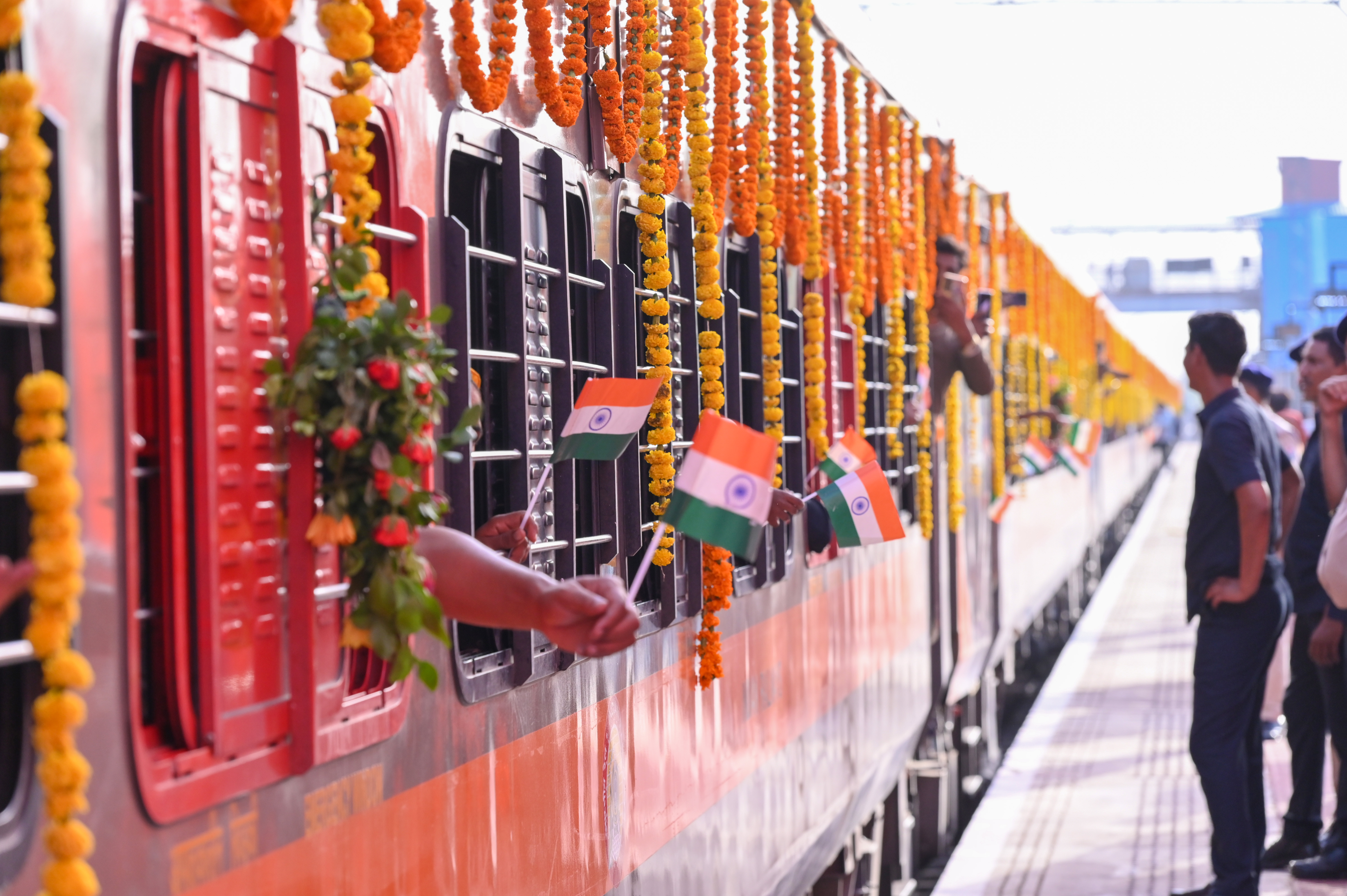 भारतीय रेलवे ने टिकट बुकिंग के साथ शुरू की अतिरिक्त सामान की ऑनलाइन बुकिंग