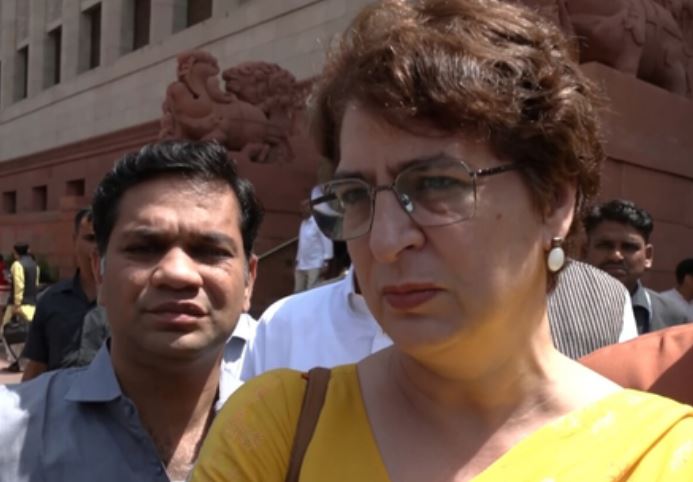 कांग्रेस हमेशा महिला आरक्षण के पक्ष में, सरकार इसके नाम पर चला रही राजनीतिक एजेंडा: प्रियंका गांधी 