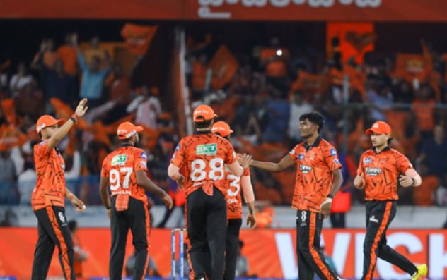 आईपीएल 2026: एसआरएच अंकतालिका में तीसरे नंबर पर पहुंची, ऑरेंज और पर्पल कैप किसके पास? 